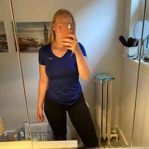 Nike navy dri-fit T-shirt